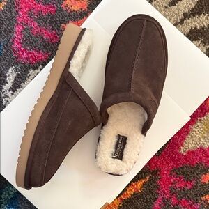NEW Koolaburra by Ugg Suede Shearling Men's Slippers